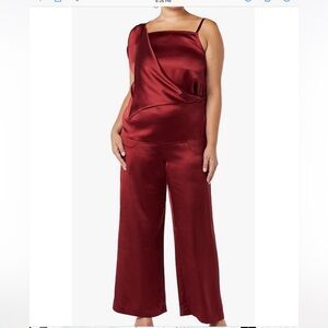 Making The Cut burgundy designer pant set.  Size XL NWT